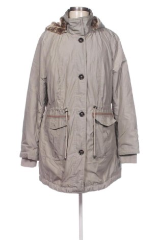 Дамско яке C&A, Размер XL, Цвят Бежов, Цена 15,84 €, #137896417
