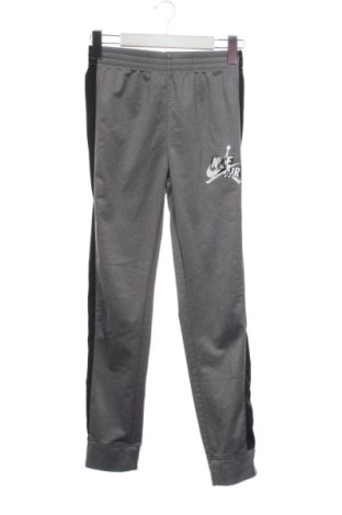 Gyerek sport nadrág Air Jordan Nike, Méret 12-13y / 158-164 cm, Szín Sokszínű, Ár 7 447 Ft, #137923146
