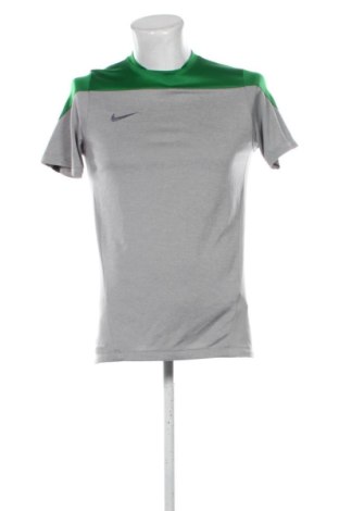 Férfi póló Nike, Méret M, Szín Sokszínű, Ár 7 801 Ft, #137919189
