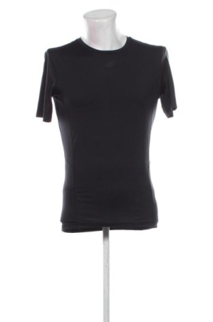 Tricou de bărbați 4F, Mărime L, Culoare Negru, Preț 76,00 Lei, #137907814