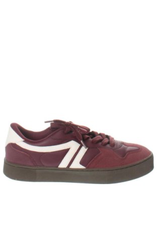 Herrenschuhe Pull&Bear, Größe 44, Farbe Mehrfarbig, Preis € 37,40, #137904396