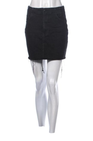 Fustă Bershka, Mărime M, Culoare Negru, Preț 47,24 Lei, #137903482
