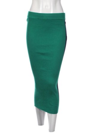 Пола Stradivarius, Размер M, Цвят Зелен, Цена 11,42 €, #137916577