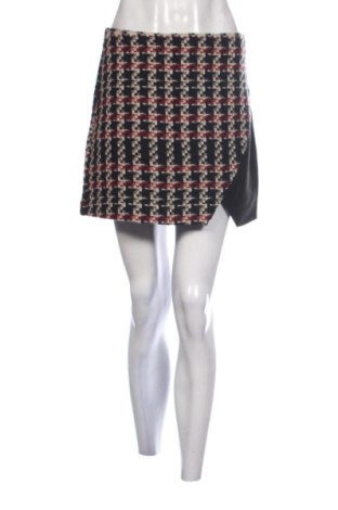 Fustă Stradivarius, Mărime M, Culoare Multicolor, Preț 96,90 Lei, #137926485