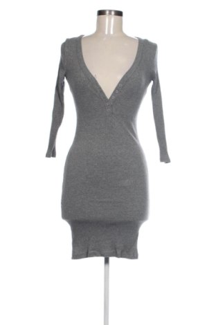 Rochie Sinsay, Mărime S, Culoare Gri, Preț 44,00 Lei, #137893701