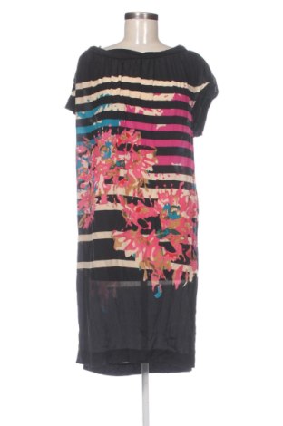 Rochie In Wear, Mărime M, Culoare Multicolor, Preț 220,46 Lei, #137902897