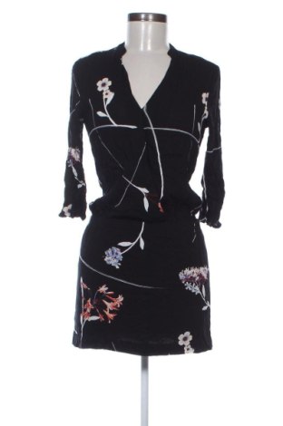 Rochie H&M, Mărime XS, Culoare Multicolor, Preț 52,49 Lei, #137904120