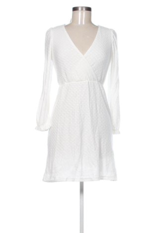 Ruha Unbranded, Méret M, Szín Fehér, Ár 3 546 Ft, #137911004