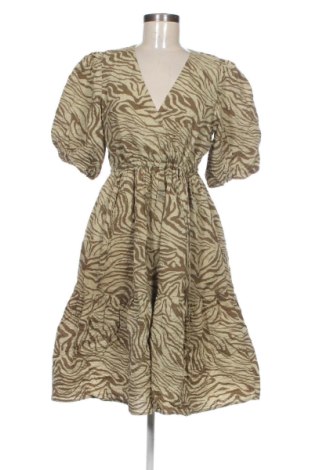 Rochie Gestuz, Mărime M, Culoare Multicolor, Preț 283,45 Lei, #137918235