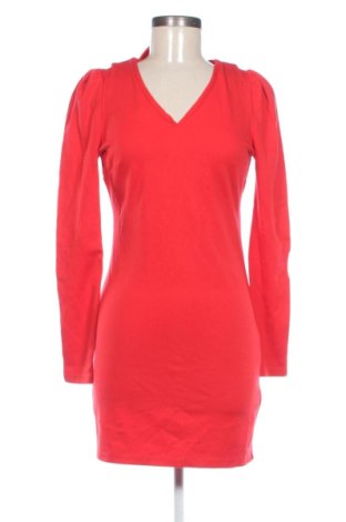 Rochie Reserved, Mărime M, Culoare Roșu, Preț 78,74 Lei, #137921071