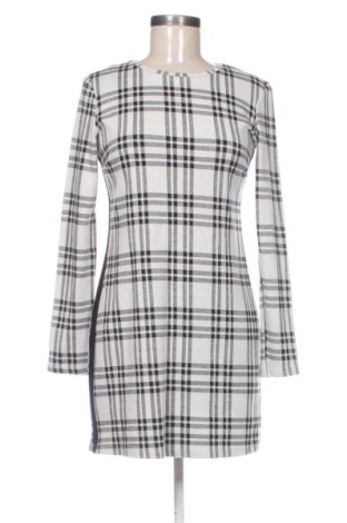 Šaty  Bershka, Veľkosť M, Farba Viacfarebná, Cena  7,81 €, #137922204