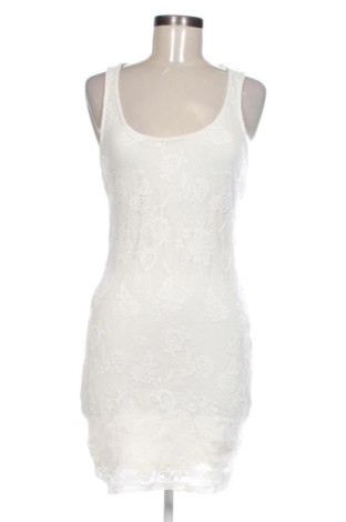 Рокля Pull&Bear, Размер M, Цвят Екрю, Цена 17,00 €, #137932563