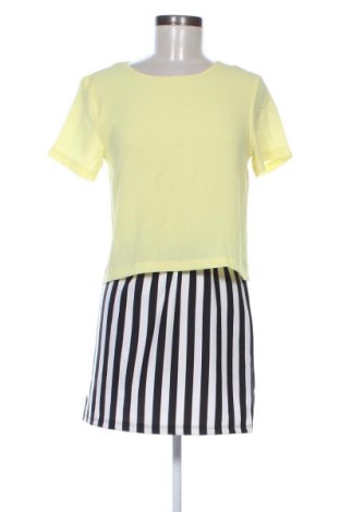 Ruha Unbranded, Méret S, Szín Sárga, Ár 4 965 Ft, #137933019