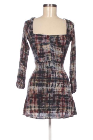 Šaty  Pull&Bear, Velikost S, Barva Vícebarevné, Cena  208,00 Kč, #137934745