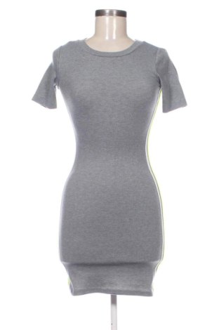 Rochie H&M, Mărime XS, Culoare Gri, Preț 94,48 Lei, #137939590