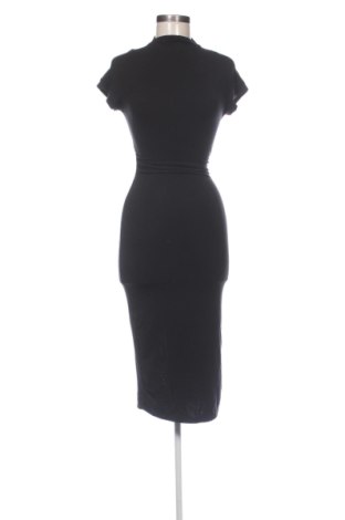 Рокля SHEIN, Размер XS, Цвят Черен, Цена 22,00 €, #137890169