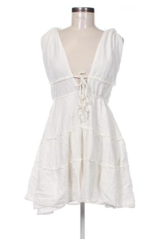 Šaty  Bershka, Velikost M, Barva Bílá, Cena  437,00 Kč, #137902160