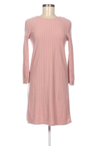 Rochie Bershka, Mărime M, Culoare Mov deschis, Preț 59,00 Lei, #137910242