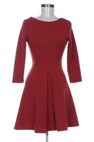 Rochie Pull&Bear, Mărime M, Culoare Roșu, Preț 36,74 Lei, #137924217