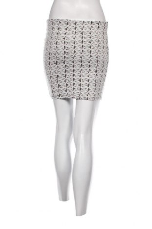 Пола Atmosphere, Размер M, Цвят Многоцветен, Цена 4,09 €