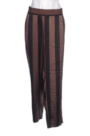 Damenhose Zizzi, Größe XXL, Farbe Mehrfarbig, Preis 13,99 €, #129253009