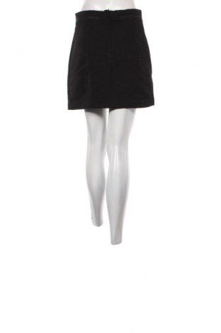 Sukně H&M, Velikost M, Barva Černá, Cena  49,00 Kč