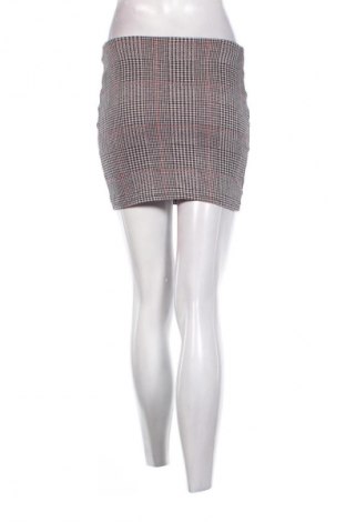 Spódnica Pull&Bear, Rozmiar S, Kolor Kolorowy, Cena 6,99 zł