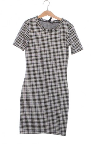 Šaty  H&M Divided, Velikost XS, Barva Vícebarevné, Cena  49,00 Kč