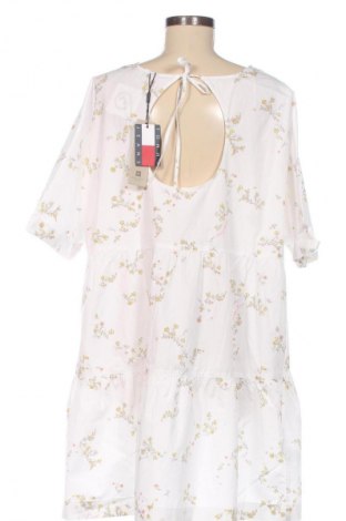 Ruha Tommy Jeans, Méret XL, Szín Fehér, Ár 6 919 Ft