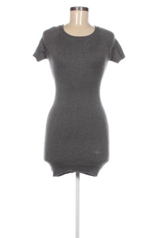 Kleid Wet Seal, Größe M, Farbe Grau, Preis € 1,99