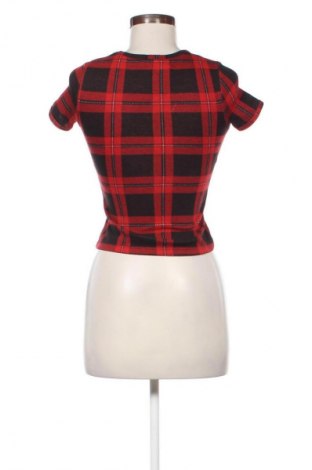 Dámská halenka Bershka, Velikost XS, Barva Vícebarevné, Cena  179,00 Kč