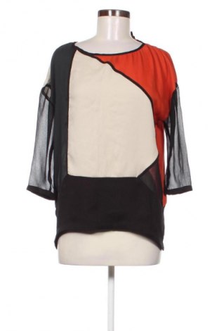 Dámská halenka Bershka, Velikost M, Barva Vícebarevné, Cena  178,00 Kč