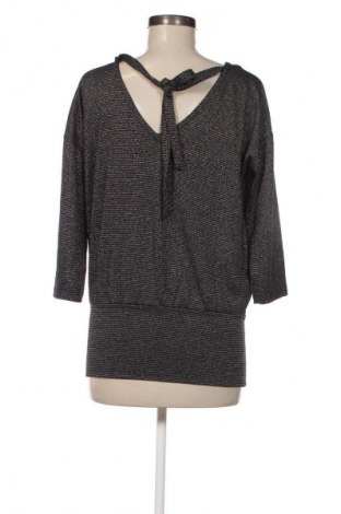 Dámská halenka Esmara, Velikost M, Barva Vícebarevné, Cena  49,00 Kč