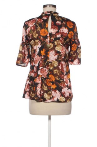 Dámská halenka H&M, Velikost XS, Barva Vícebarevné, Cena  199,00 Kč