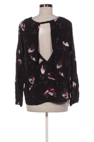 Dámská halenka Just, Velikost M, Barva Vícebarevné, Cena  49,00 Kč