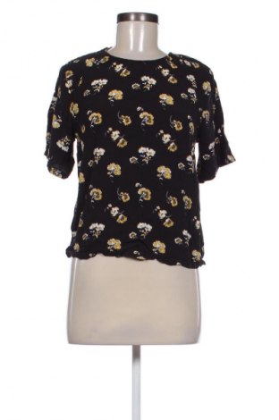 Dámská halenka Just Female, Velikost S, Barva Vícebarevné, Cena  197,00 Kč