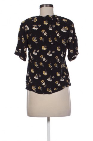 Dámská halenka Just Female, Velikost S, Barva Vícebarevné, Cena  197,00 Kč