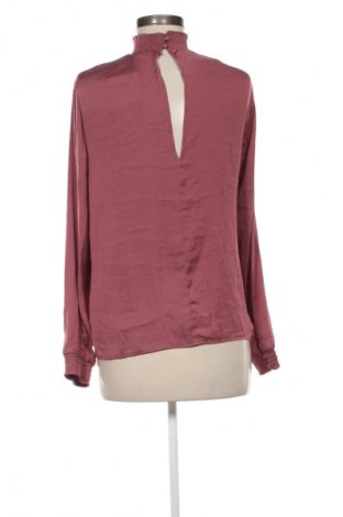 Dámská halenka VILA, Velikost M, Barva Červená, Cena  239,00 Kč