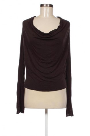 Дамска блуза Weekday, Размер S, Цвят Кафяв, Цена 5,11 €