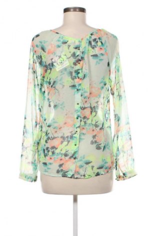 Дамска риза VILA, Размер M, Цвят Многоцветен, Цена 2,04 €