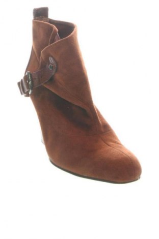 Дамски боти Nine West, Размер 35, Цвят Кафяв, Цена 4,86 €