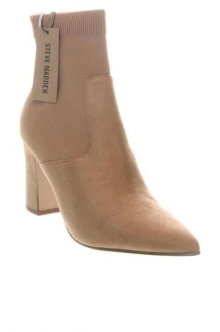 Дамски боти Steve Madden, Размер 39, Цвят Бежов, Цена 35,27 €