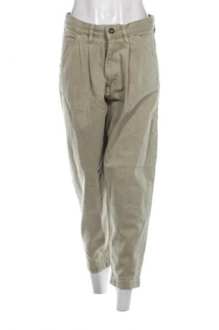Damen Jeans Bershka, Größe M, Farbe Grün, Preis 30,99 €