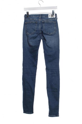 Blugi de femei Calvin Klein Jeans, Mărime XS, Culoare Albastru, Preț 207,99 Lei