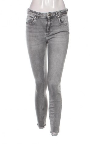 Női farmernadrág ONLY, Méret L, Szín Szürke, Ár 6 179 Ft