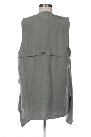 Dámská vesta  Bershka, Velikost L, Barva Zelená, Cena  229,00 Kč