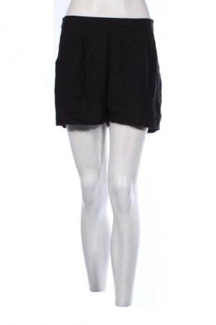 Dámské kraťasy  Boohoo, Velikost M, Barva Černá, Cena  195,00 Kč