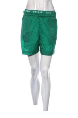 Γυναικείο κοντό παντελόνι Calliope, Μέγεθος S, Χρώμα Πράσινο, Τιμή 1,99 €