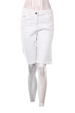 Dámské kraťasy  Cecil, Velikost M, Barva Bílá, Cena  439,00 Kč