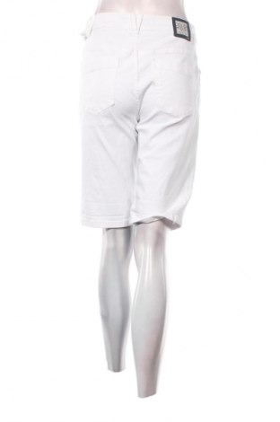 Dámské kraťasy  Cecil, Velikost M, Barva Bílá, Cena  439,00 Kč